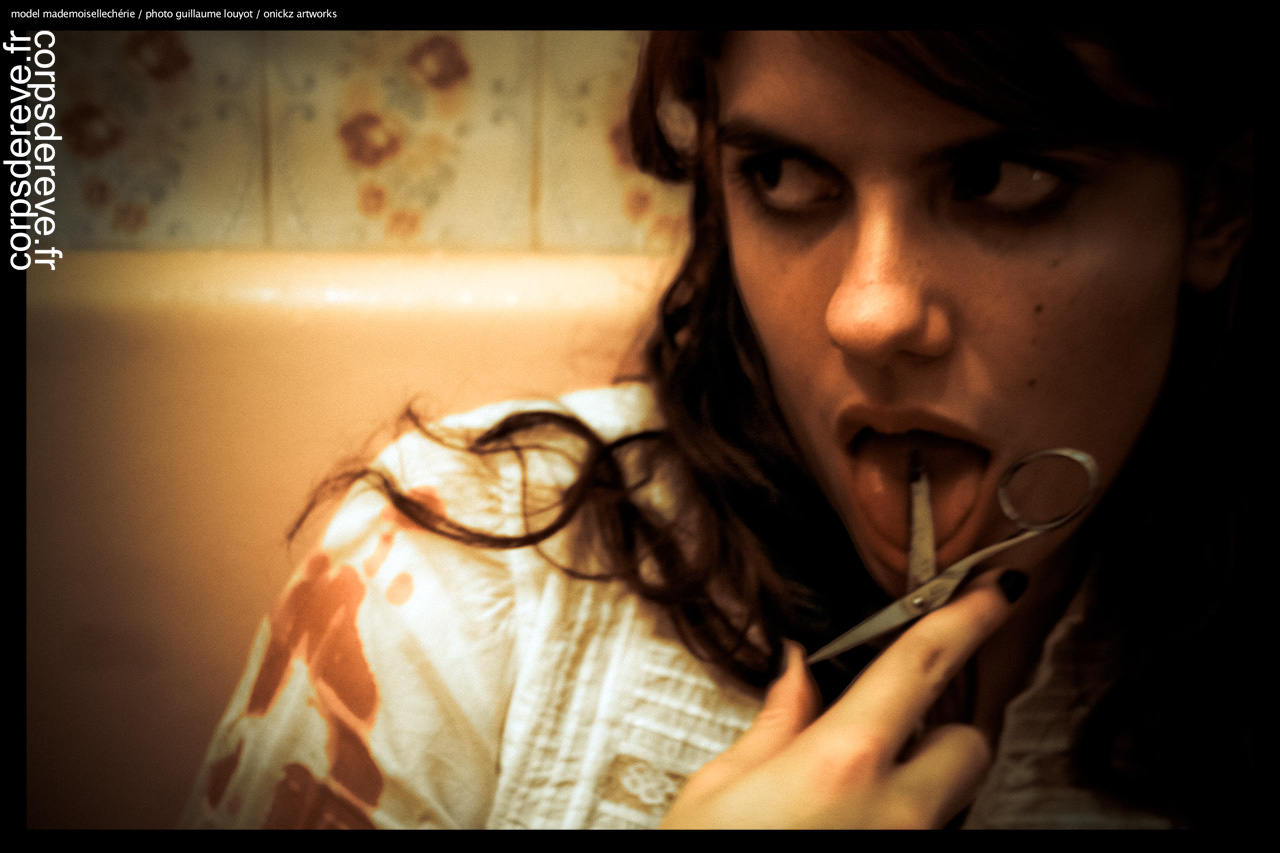 bloodbath archives photographiques pour Corps de R&ecirc;ve (modele photo : Mademoisellecherie)