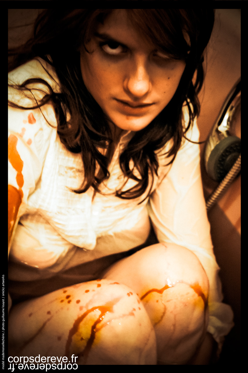 bloodbath archives photographiques pour Corps de R&ecirc;ve (modele photo : Mademoisellecherie)